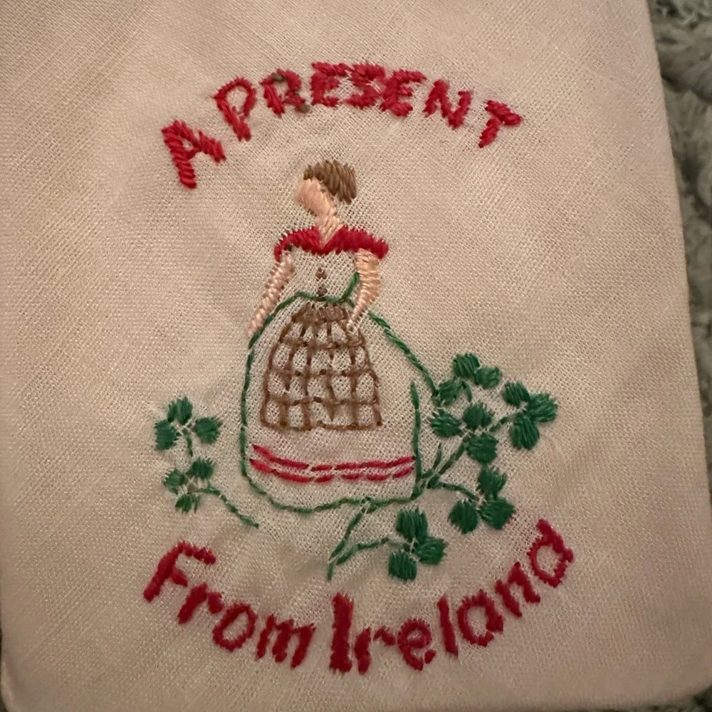 Vintage Hankerchief and Brooch Pin Irish Ireland Leprechaun